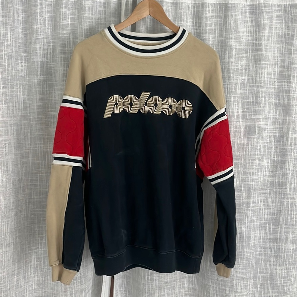 Palace Sweatshirt - L